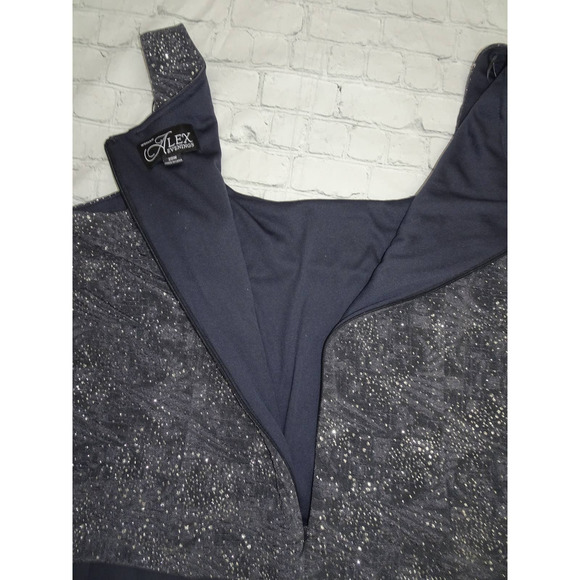 Alex Evenings Women's Empire Waist Dress Smoke/Glitter Dress, 20W No Tags - Picture 7 of 8